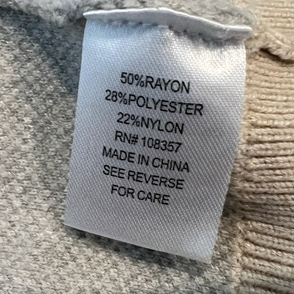 Evereve Argyle Cardigan Sweater - Picture 4 of 5